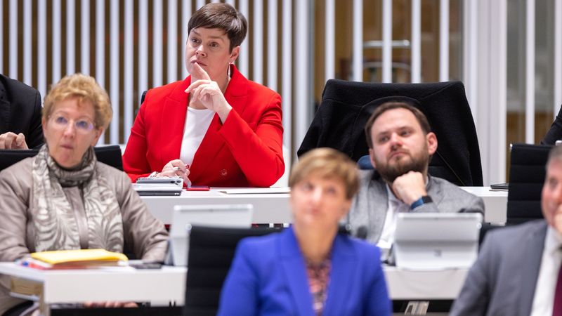 Diskussion um Ukraine-Krieg und Energiewende im Landtag